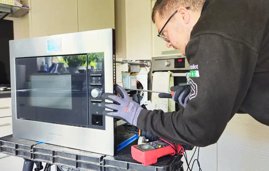 Microwave Servicing